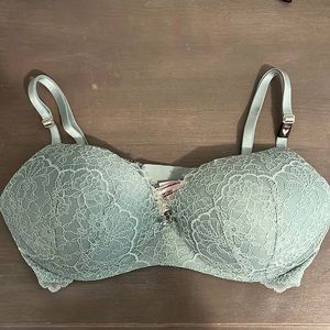 NWT victoria’s secret sage lace bra